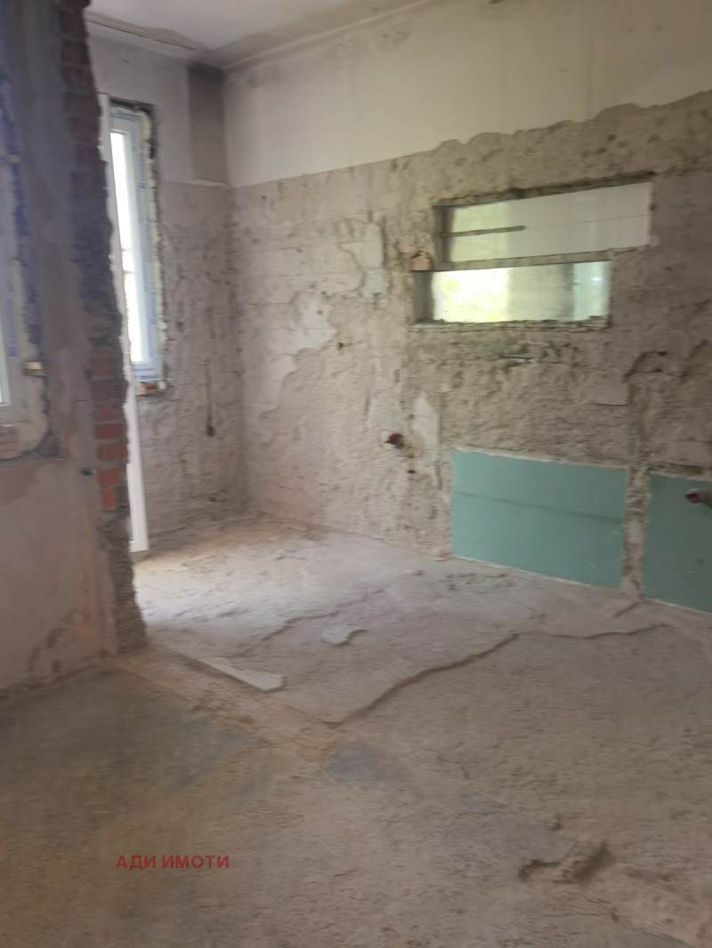 Продава  Многостаен област Пловдив , гр. Карлово , 111 кв.м | 40900890 - изображение [4]