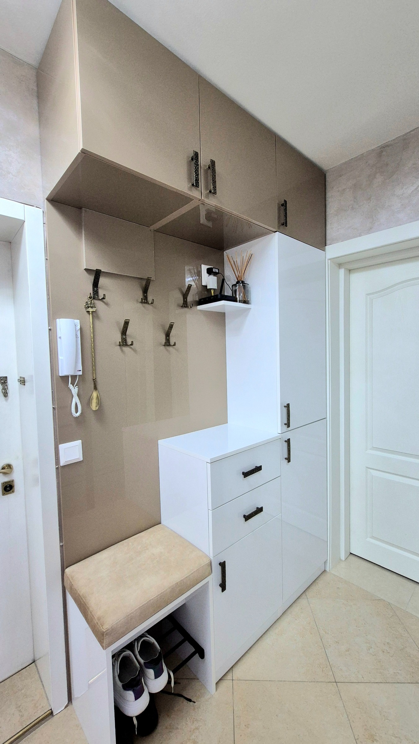 Продава 3-СТАЕН, гр. Варна, Конфуто, снимка 7 - Апартаменти - 54576012