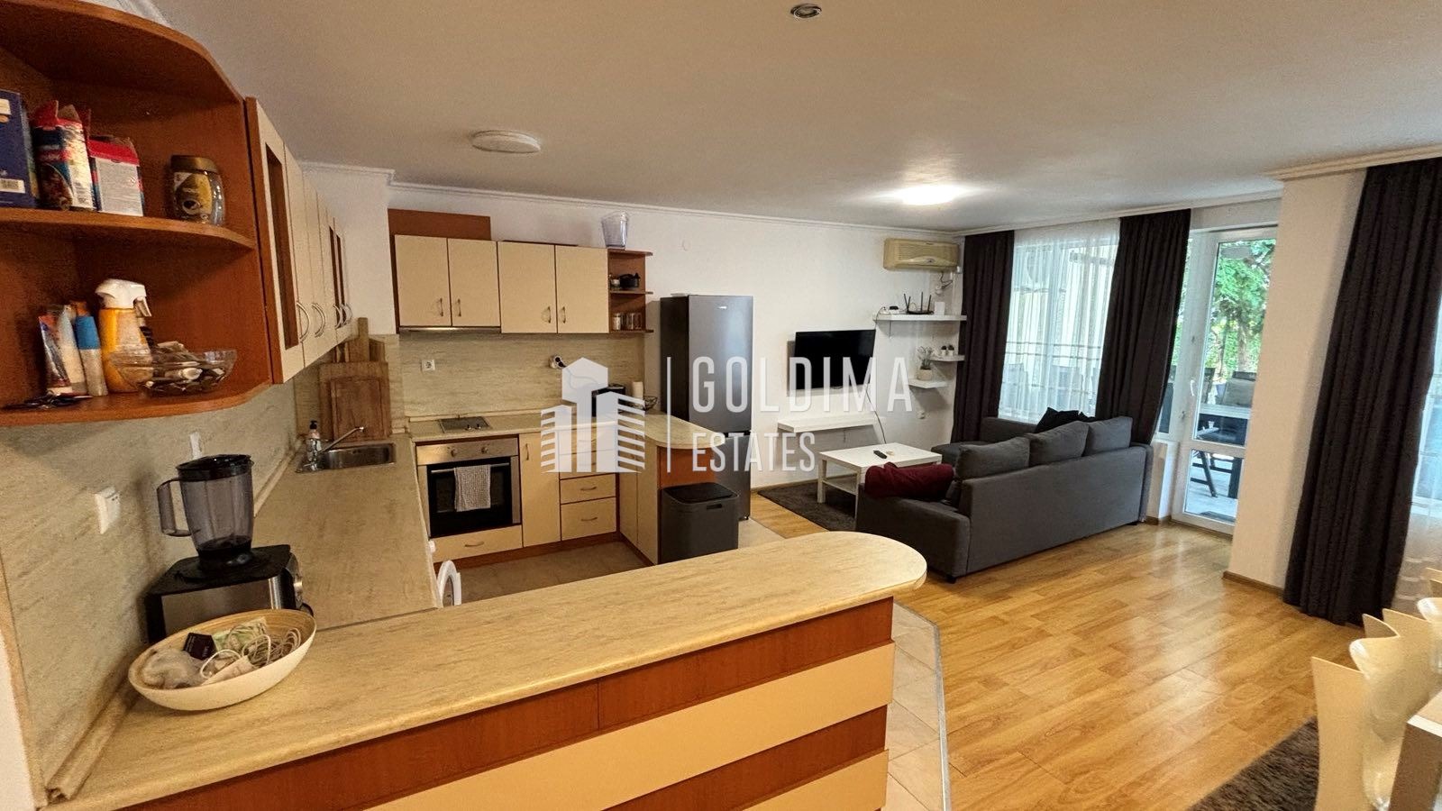 Продава МНОГОСТАЕН, гр. Бургас, Сарафово