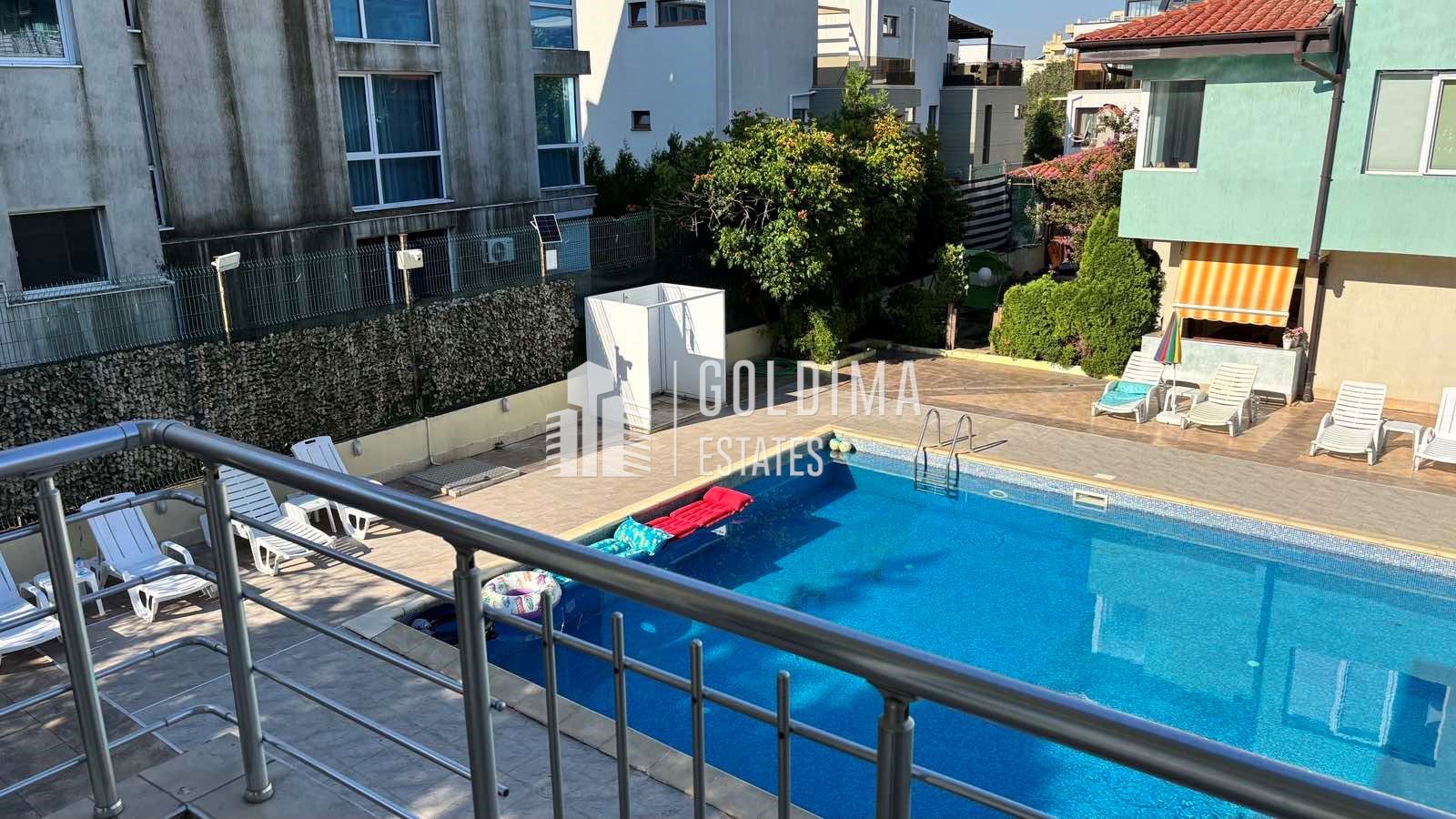 Продава МНОГОСТАЕН, гр. Бургас, Сарафово, снимка 11 - Апартаменти - 54210196