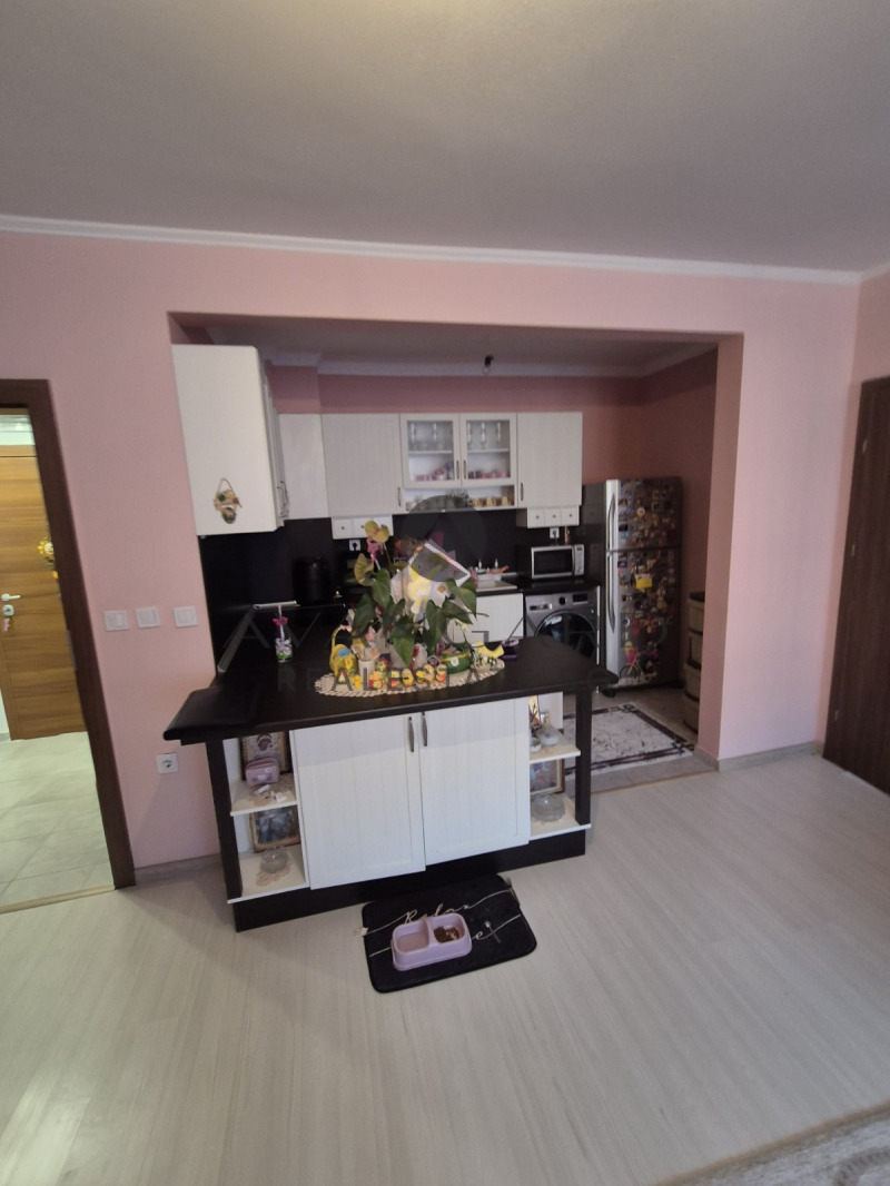 Продава  3-стаен град Пловдив , Остромила , 120 кв.м | 72068375 - изображение [4]