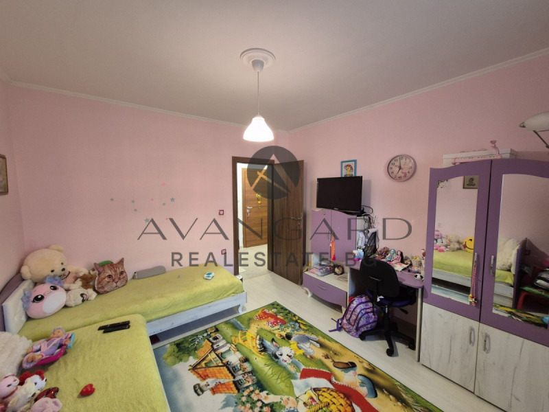 Продава  3-стаен град Пловдив , Остромила , 120 кв.м | 72068375 - изображение [9]