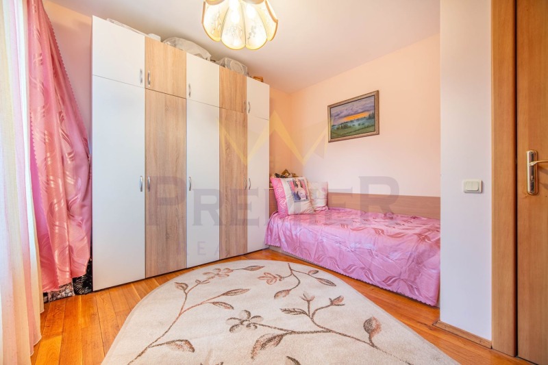 Продава КЪЩА, гр. Варна, Бриз, снимка 13 - Къщи - 52538780