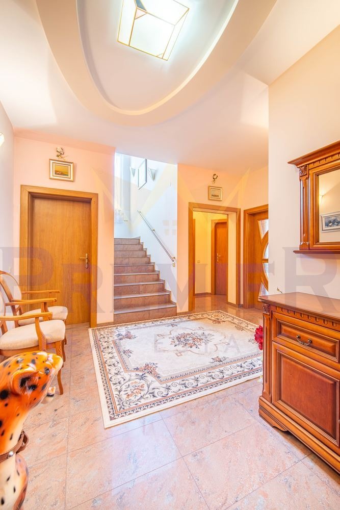 Продава КЪЩА, гр. Варна, Бриз, снимка 9 - Къщи - 52538780