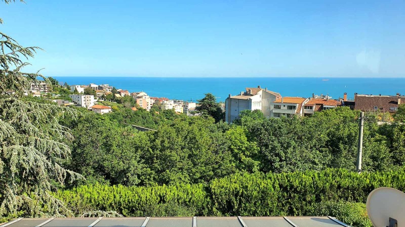 Продава КЪЩА, гр. Варна, Бриз, снимка 16 - Къщи - 52538780