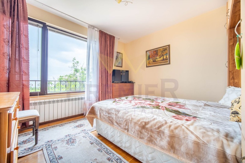 Продава КЪЩА, гр. Варна, Бриз, снимка 14 - Къщи - 52538780