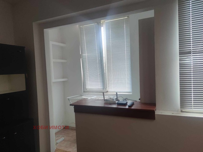 Продава 1-СТАЕН, гр. Пловдив, Тракия, снимка 9 - Апартаменти - 52465408