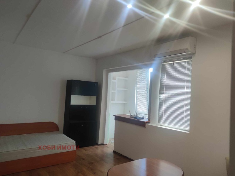 Продава 1-СТАЕН, гр. Пловдив, Тракия, снимка 4 - Апартаменти - 52465408