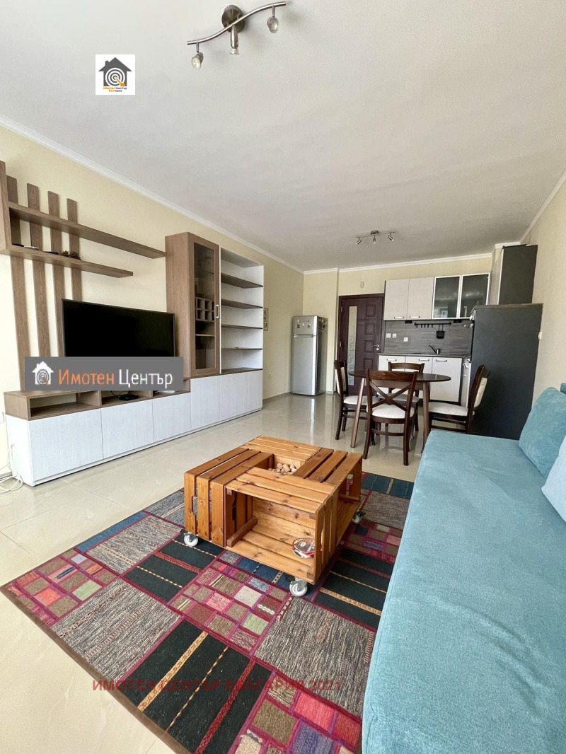 Продава 3-СТАЕН, гр. София, Борово, снимка 2 - Апартаменти - 52689875