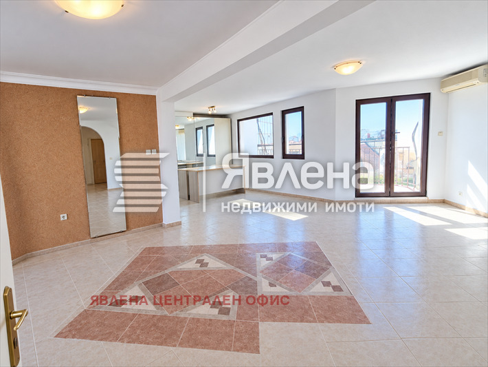 Продава 3-СТАЕН, гр. София, Хиподрума