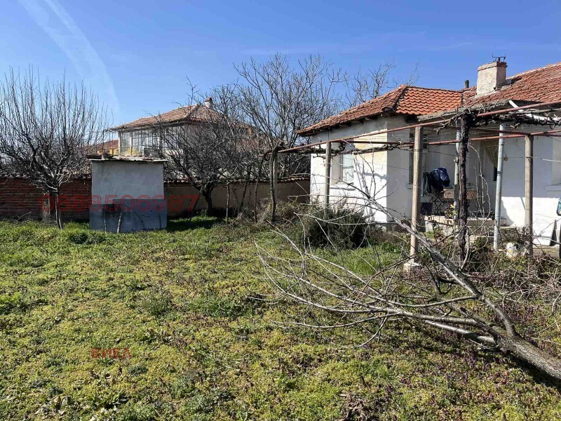 Продава КЪЩА, с. Радиново, област Пловдив, снимка 2 - Къщи - 56177056