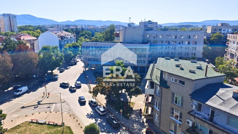 Продава 4-СТАЕН, гр. Търговище, Център, снимка 4 - Апартаменти - 55529277