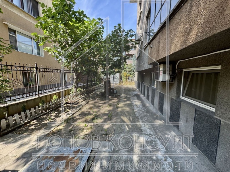 Eladó  3+ hálószoba Plovdiv , Sadijski , 145 négyzetméter | 77063750 - kép [14]