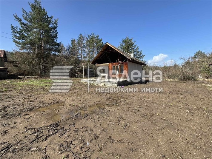 Продава КЪЩА, с. Горни Окол, област София област