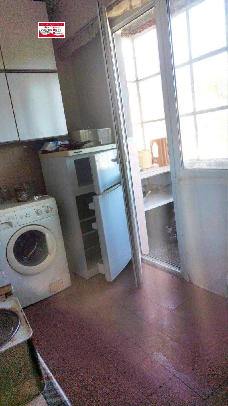 Продава 2-СТАЕН, гр. Шумен, Боян Българанов 1, снимка 3 - Апартаменти - 52466405