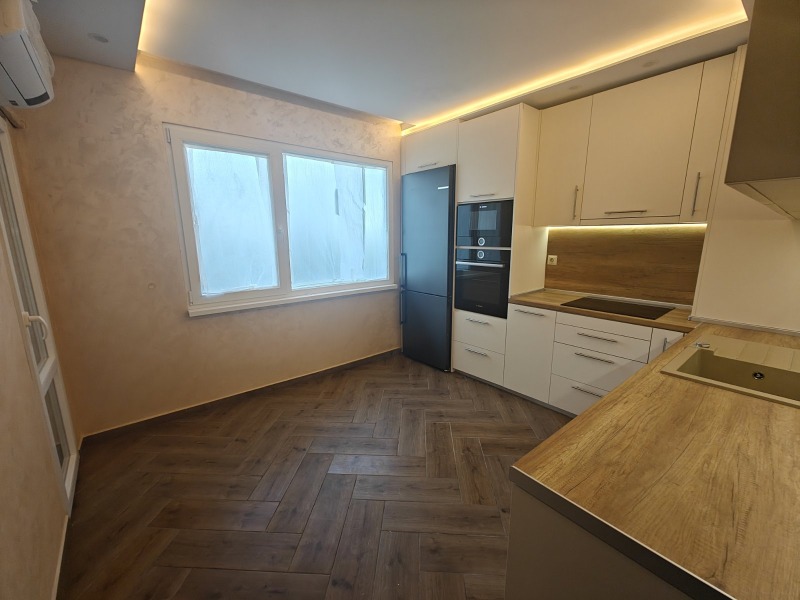 Till salu  2 sovrum Sofia , Moderno predgradie , 92 kvm | 42878144 - bild [2]