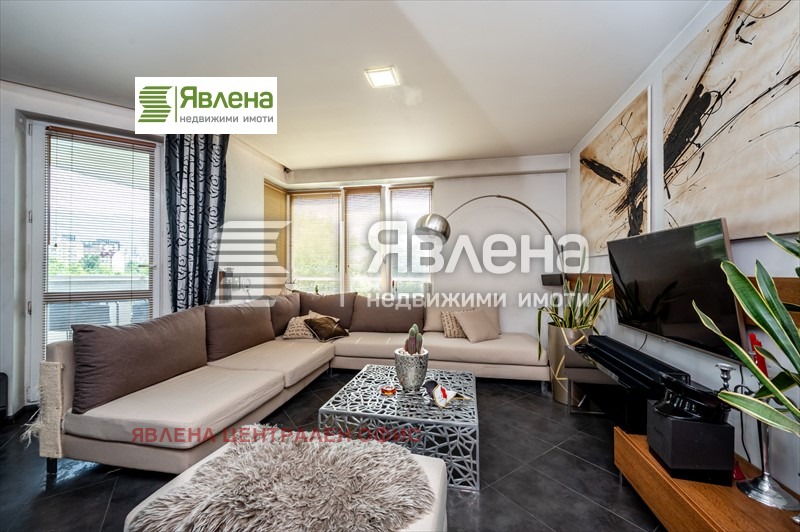 Eladó  2 hálószobás Sofia , Dianabad , 158 négyzetméter | 48352562