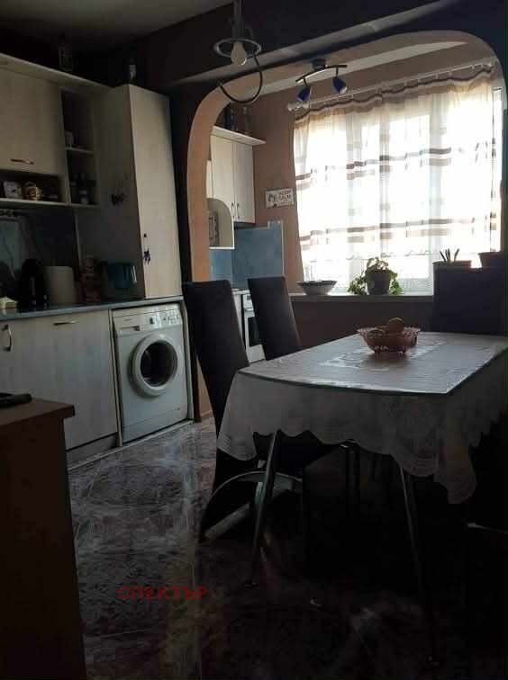 На продаж  2 спальні Перник , Изток , 88 кв.м | 23924023 - зображення [8]