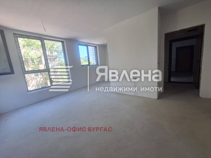 Продава 3-СТАЕН, гр. Бургас, Зорница, снимка 3 - Апартаменти - 56121972