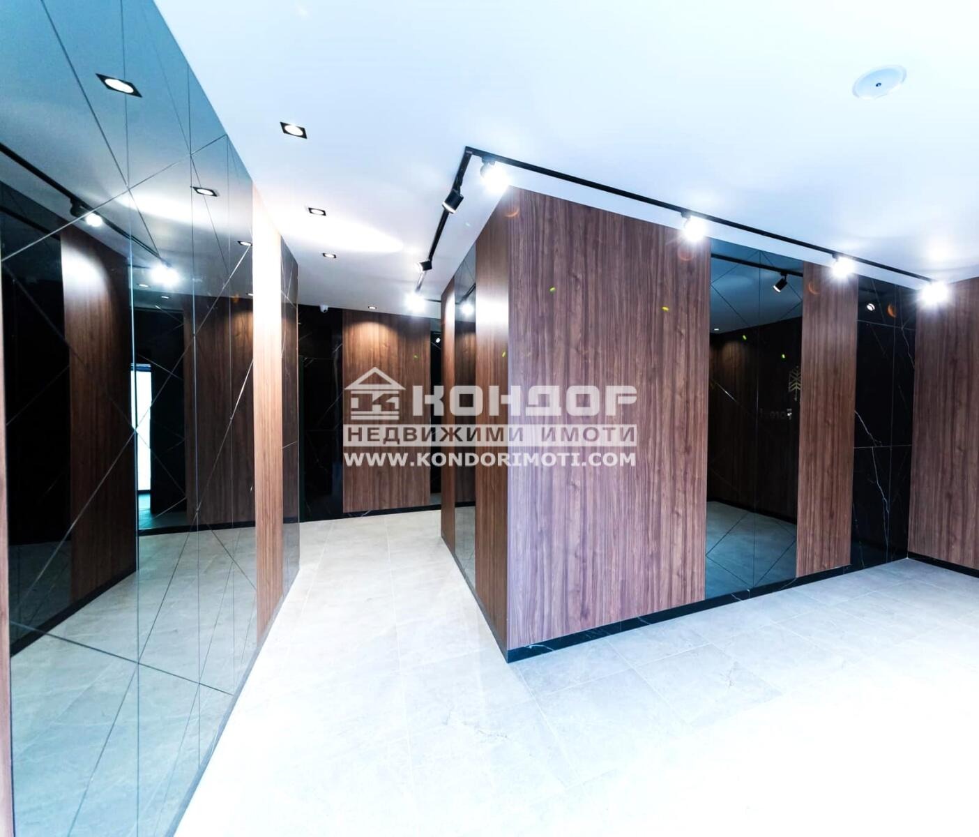 Продава 2-СТАЕН, гр. Пловдив, Кючук Париж, снимка 3 - Апартаменти - 55534735