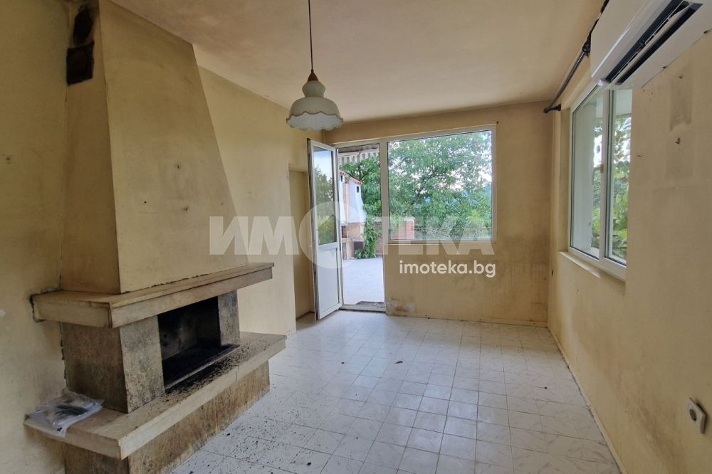 Продава КЪЩА, с. Батулия, област София област, снимка 8 - Къщи - 55715002