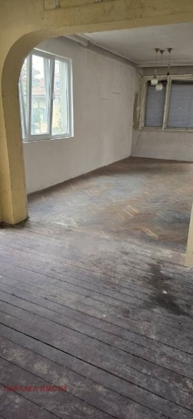 Zu verkaufen  3+ Schlafzimmer Plowdiw , Mladeschki Halm , 120 qm | 13214496 - Bild [4]