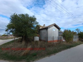 Huis Debrene, regio Dobritsj
