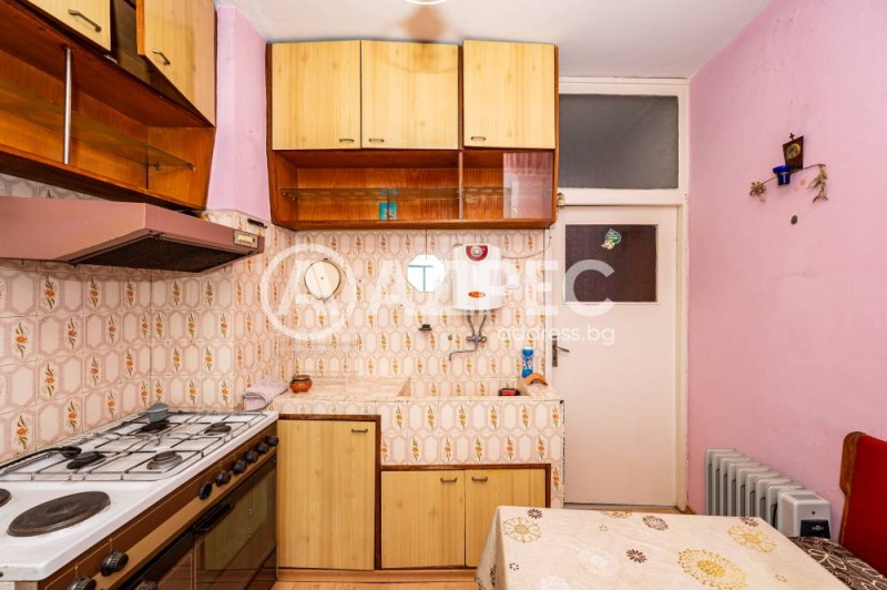 Продава 2-СТАЕН, гр. Пловдив, Христо Смирненски, снимка 3 - Aпартаменти - 47342016