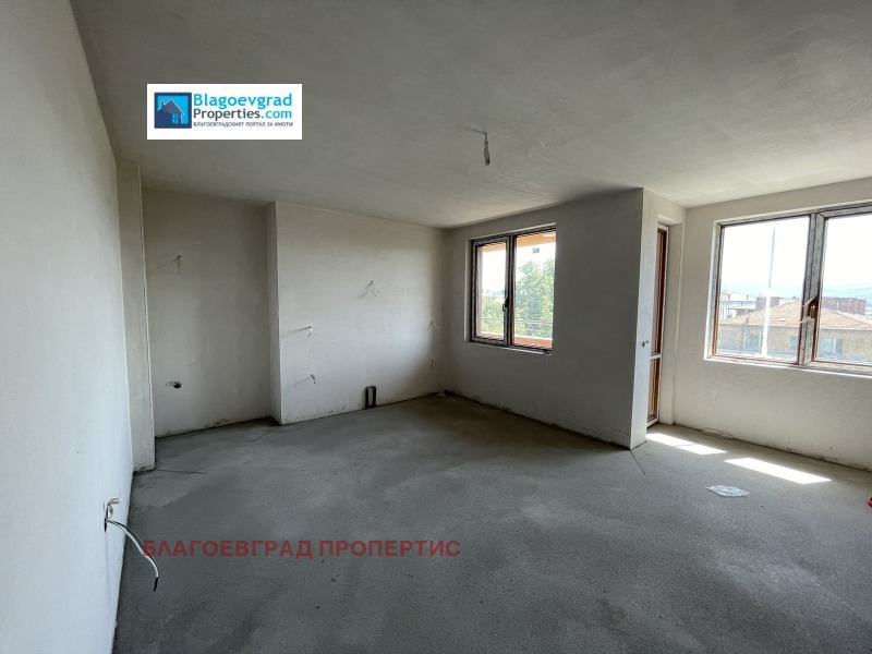 Te koop  2 slaapkamers Blagoevgrad , Sjirok tsentar , 80 m² | 98081183