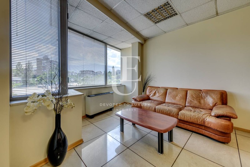 In vendita  Ufficio Sofia , Tsentar , 151 mq | 44226690 - Immagine [4]