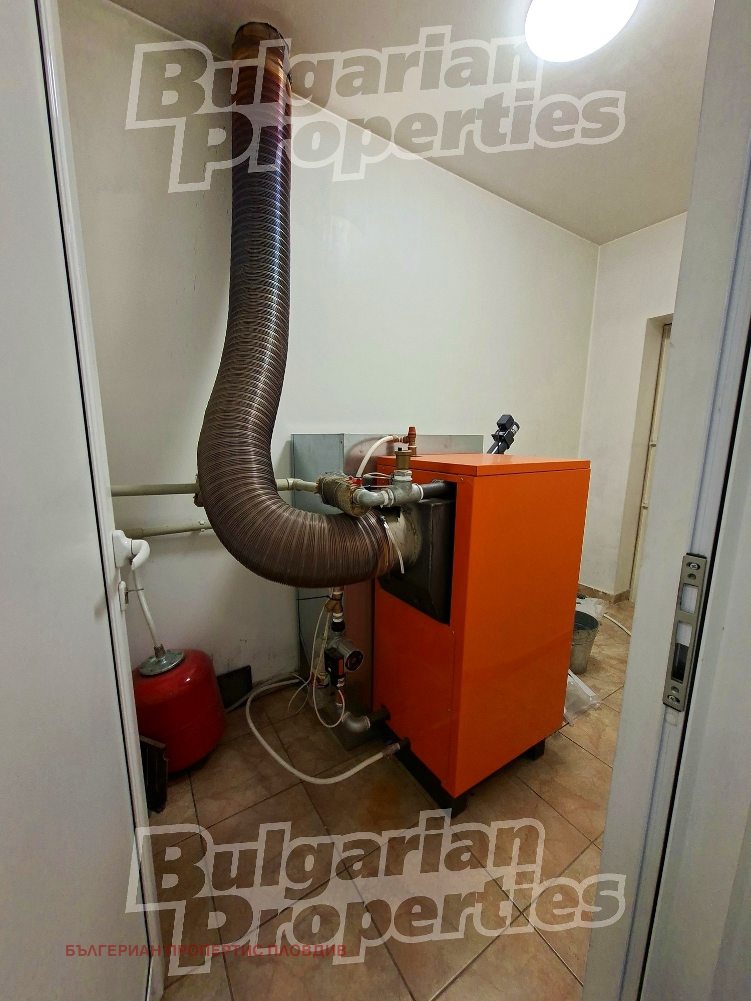 Продава КЪЩА, гр. Пловдив, Коматево, снимка 17 - Къщи - 55704209