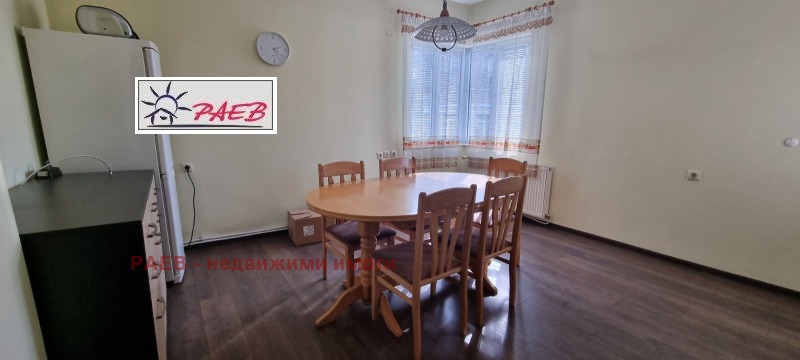 Продава  3-стаен град Русе , Център , 97 кв.м | 22079672 - изображение [4]