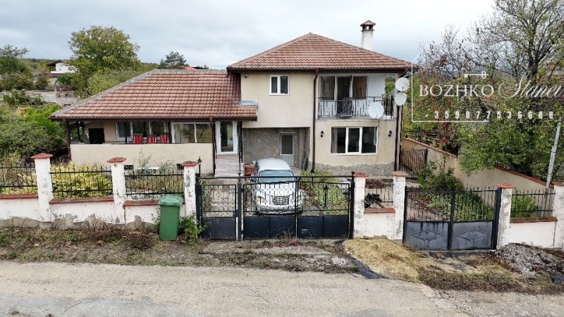 Til salgs  Hus region Varna , Ravna gora , 182 kvm | 89075064
