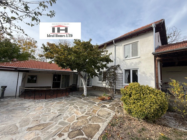 Продава КЪЩА, с. Косарка, област Габрово