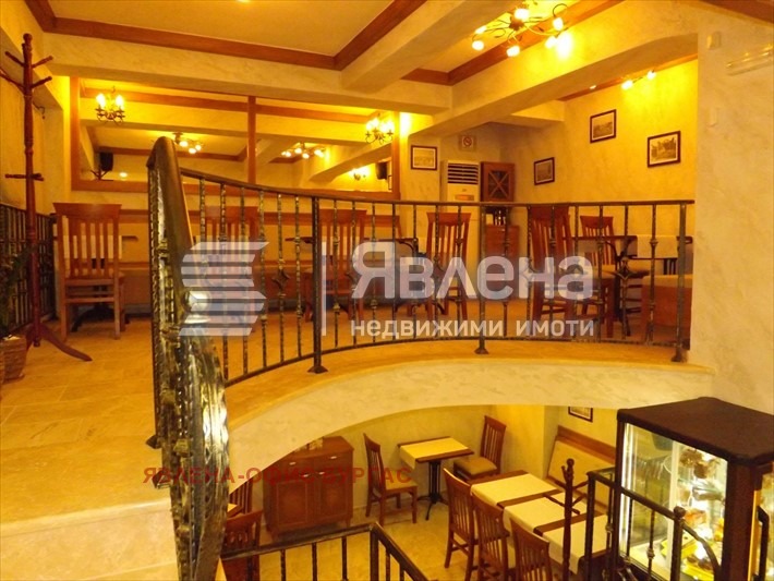 Продава ЗАВЕДЕНИЕ, гр. Бургас, Център, снимка 6 - Заведения - 55658380