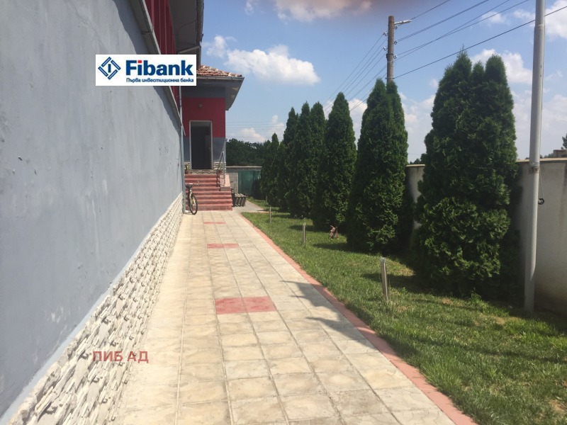 Продава  Пром. помещение област Плевен , гр. Пордим , 2075 кв.м | 23671818