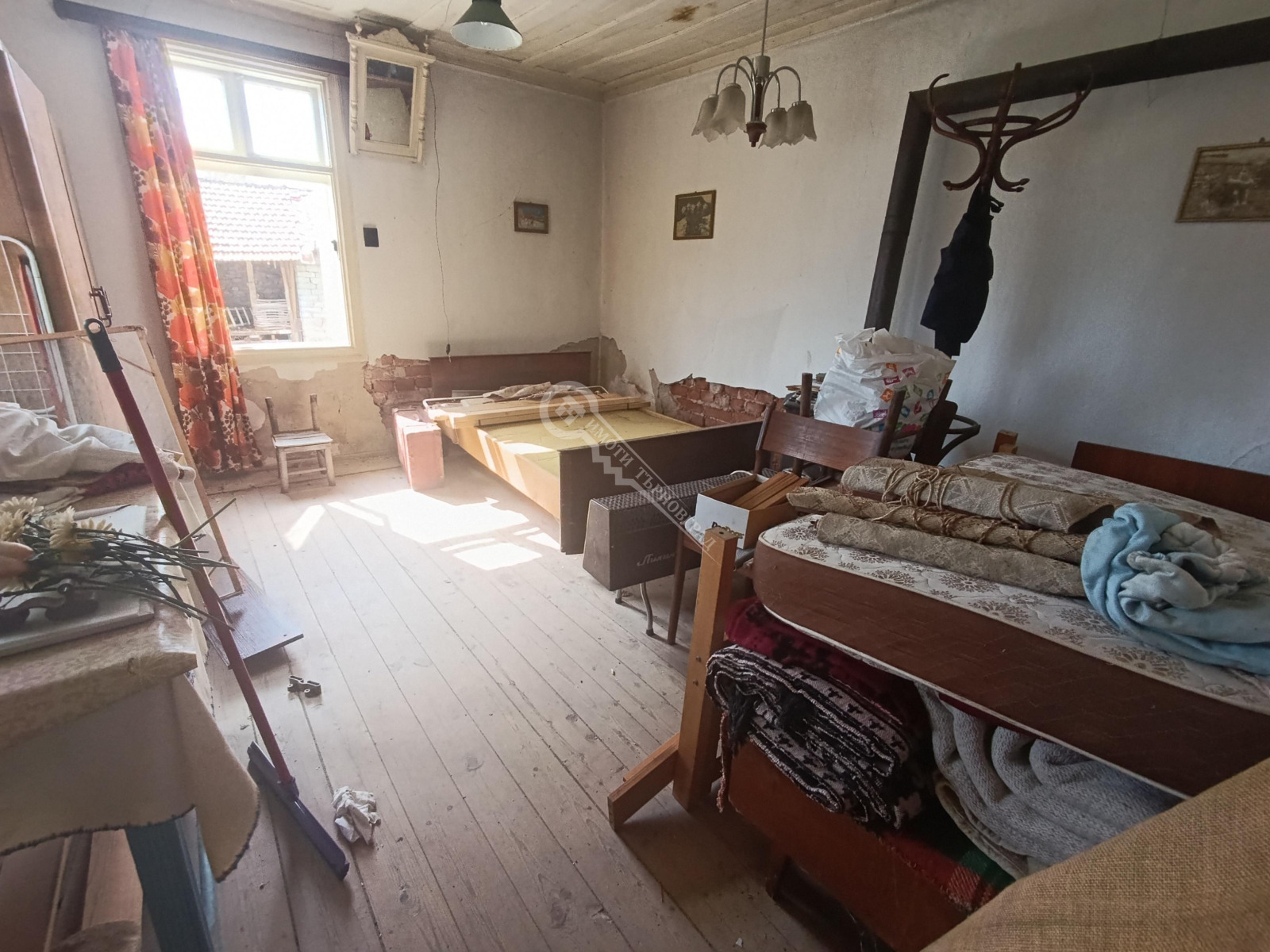 Продава КЪЩА, с. Славейково, област Габрово, снимка 2 - Къщи - 54024452