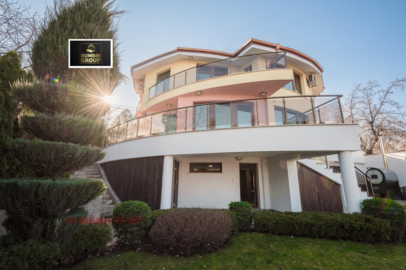 Продава КЪЩА в град София, с. Мало Бучино - 400 кв.м / 1 199 999 € » 2 346 994.04 лв., РУМБИН ГРУП
