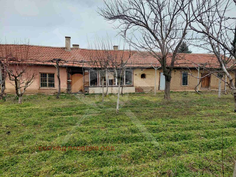 Продава КЪЩА в област Стара Загора, с. Дъбово - 270 кв.м / 55 000 € » 107 570.65 лв., ЕКС НВД ПЛОВДИВ ООД