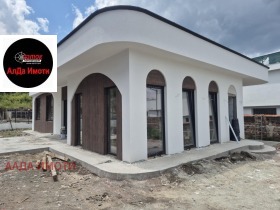 Casa m-t Detski grad, Sofia