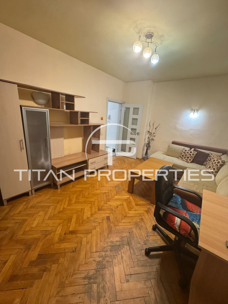 Продава  2-стаен град Пловдив , Гагарин , 77 кв.м | 54277128 - изображение [2]