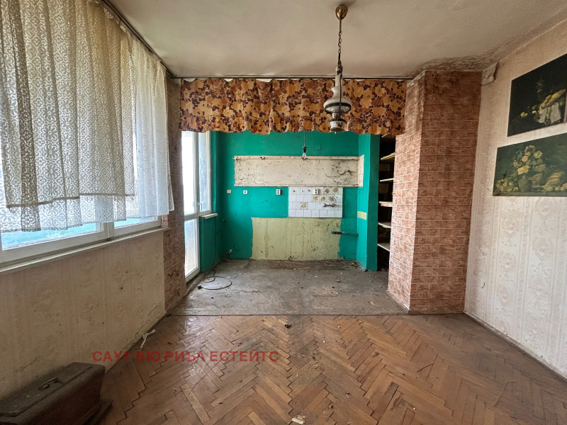 Продава 3-СТАЕН, гр. Силистра, Митница, снимка 2 - Апартаменти - 52297831