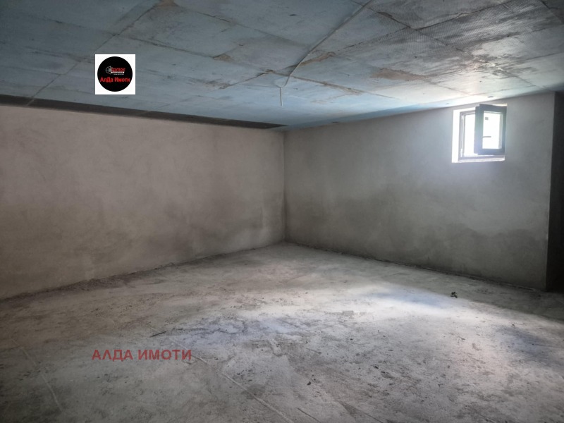 De vânzare  Casa Sofia , m-t Detsci grad , 233 mp | 49728964 - imagine [11]