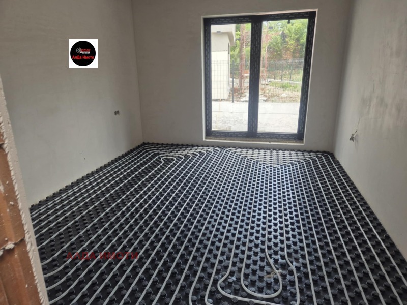 De vânzare  Casa Sofia , m-t Detsci grad , 233 mp | 49728964 - imagine [6]