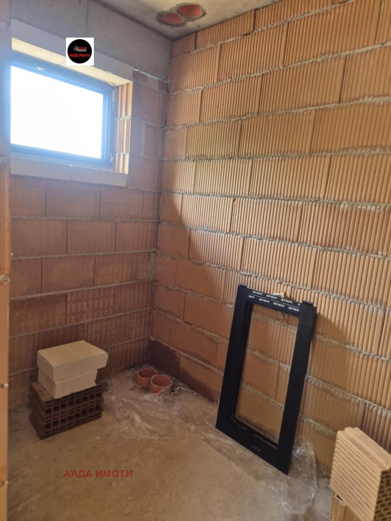 De vânzare  Casa Sofia , m-t Detsci grad , 233 mp | 49728964 - imagine [9]