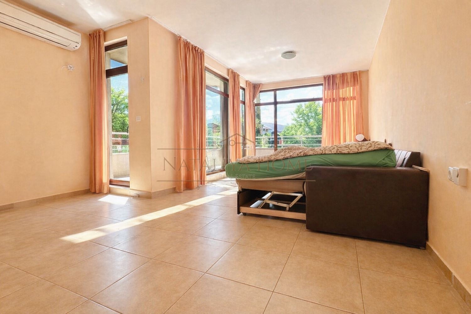 Продава 2-СТАЕН, гр. Бургас, Сарафово, снимка 2 - Апартаменти - 54214449