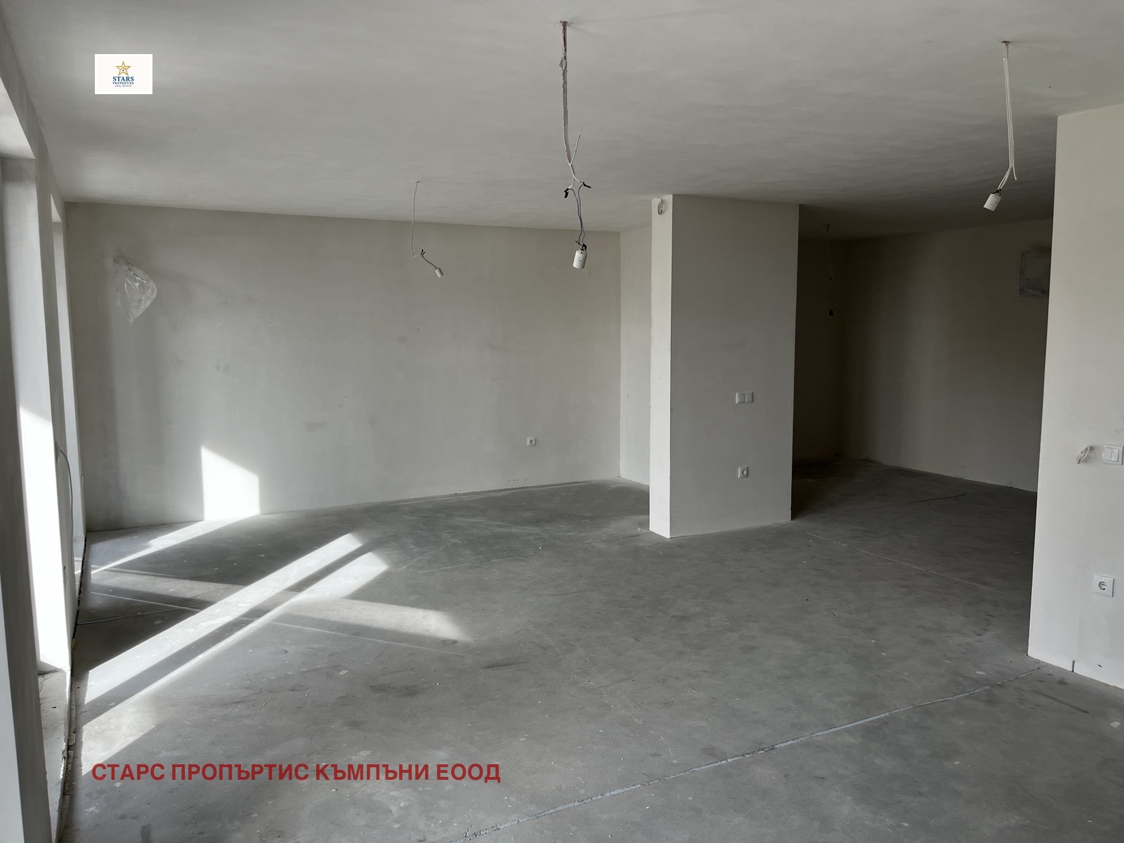 Продава 3-СТАЕН, гр. Варна, Бриз, снимка 2 - Апартаменти - 55277585