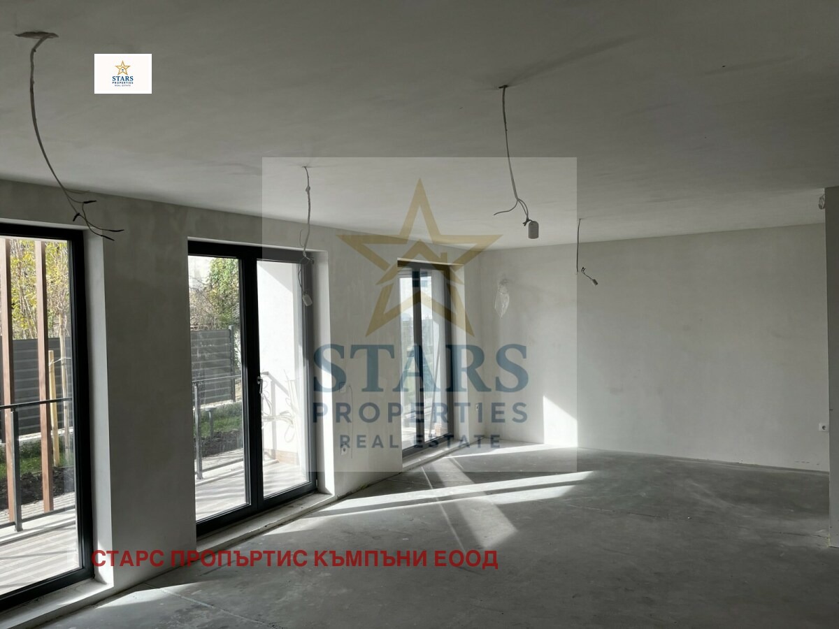 Продава 3-СТАЕН, гр. Варна, Бриз