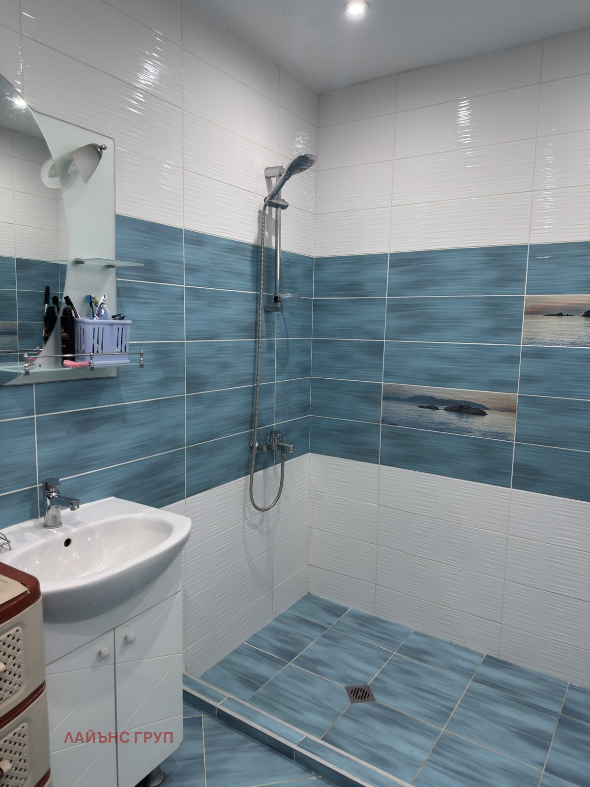 Продава КЪЩА, с. Николаевка, област Варна, снимка 13 - Къщи - 54120260