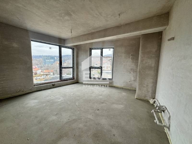 Продава 2-СТАЕН, гр. Варна, Левски 2